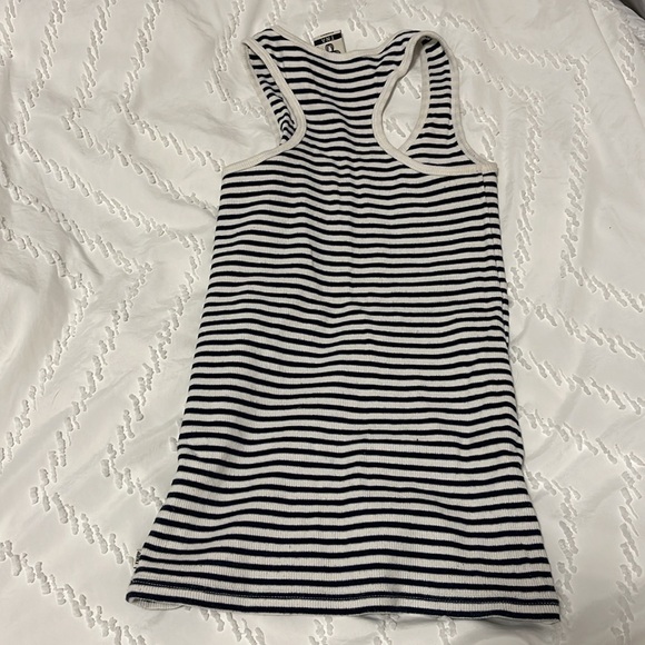 Aritzia TNA navy blue and white striped tank top - Picture 4 of 4